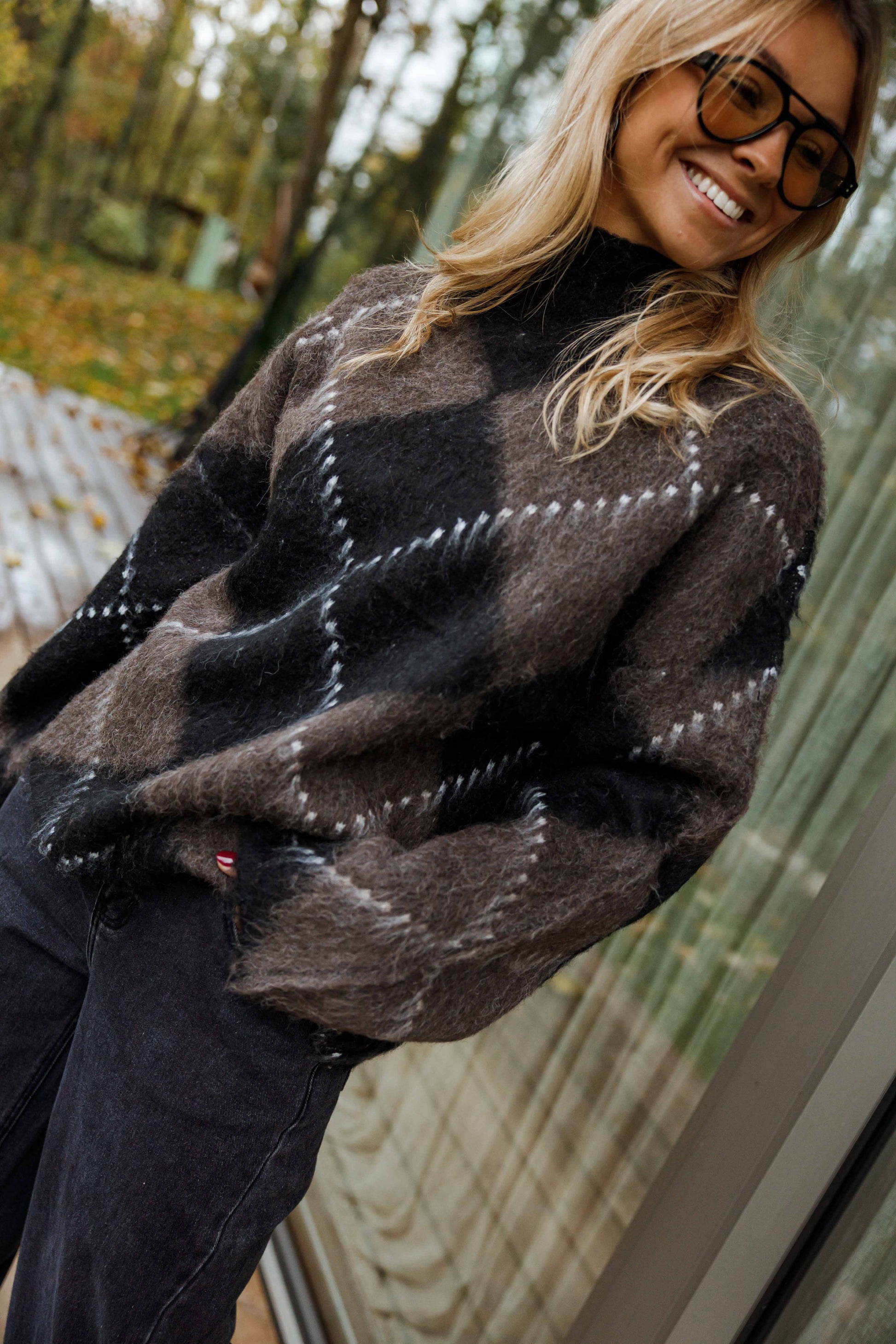 Molly | Rutig stickad tröja